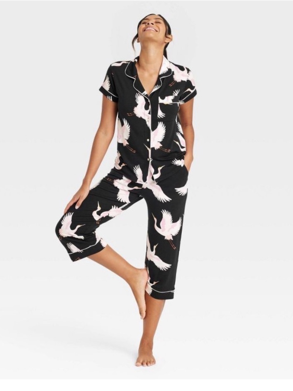 stars above Black Short-Sleeve Crane-Print Capri Pajama Set with Pink Accents